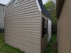 10x14 Dutch Barn in Vinyl